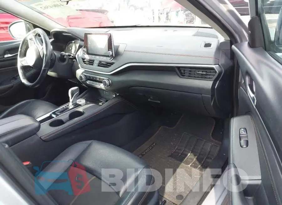 1N4BL4CV8LC164202 Photo# 5