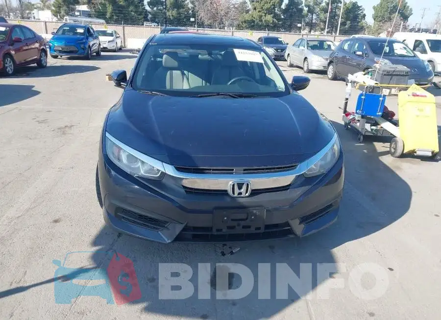 19XFC2F71GE079147 Photo# 12