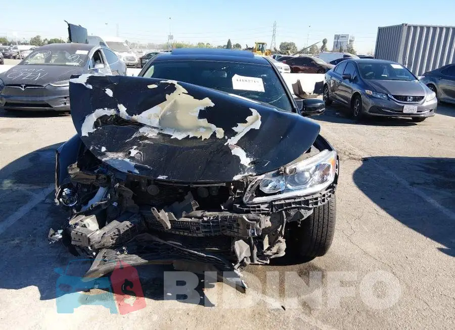 1HGCR2F78HA152151 Photo# 12