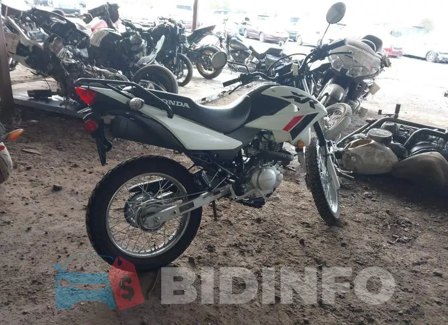 3H1KD1314PD000576 Photo# 4