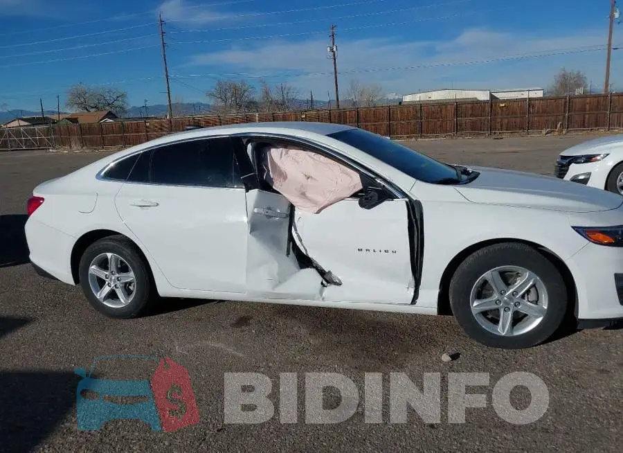 1G1ZB5ST4RF244145 Photo# 13