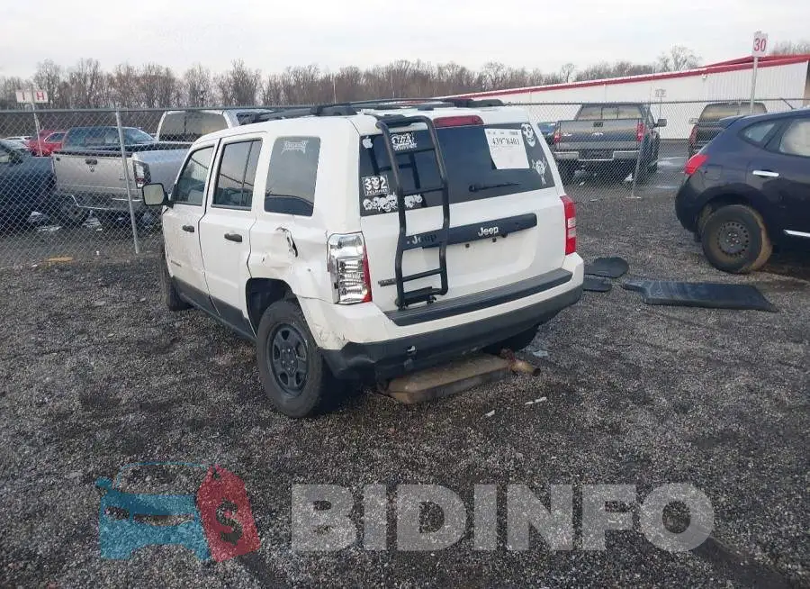 1C4NJPBA6GD569326 Photo# 3