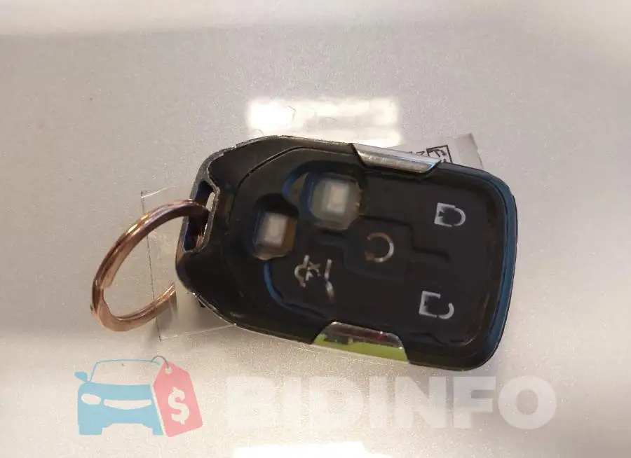 1GNSCHKC8GR471509 Photo# 11
