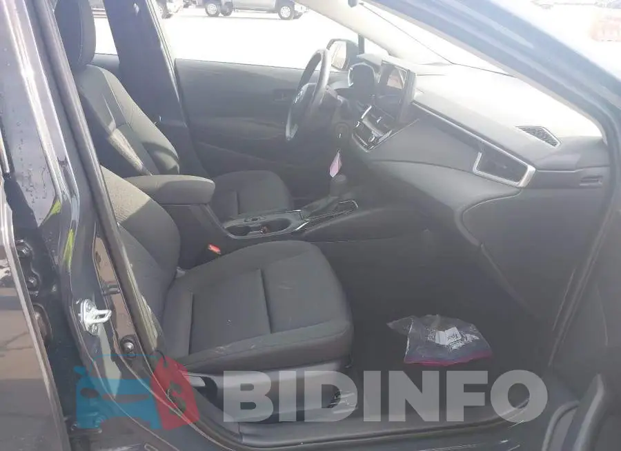 5YFB4MDE8RP180180 Photo# 5