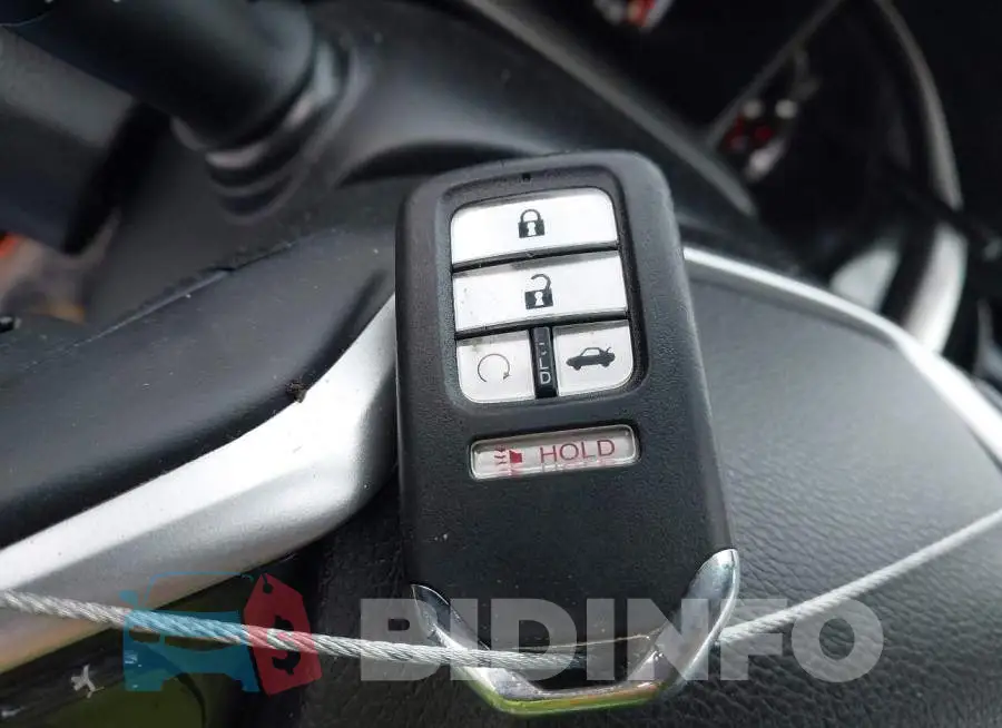 2HGFC2F85MH558200 Photo# 11