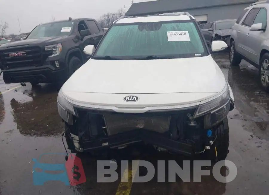 KNDERCAA3M7181127 Photo# 12