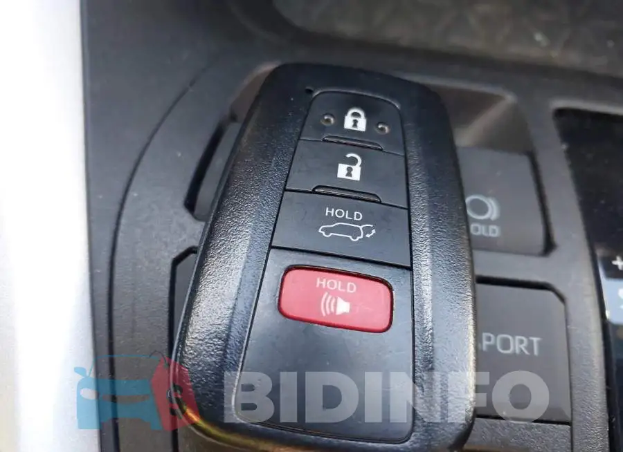 2T3C1RFV9MW171221 Photo# 11