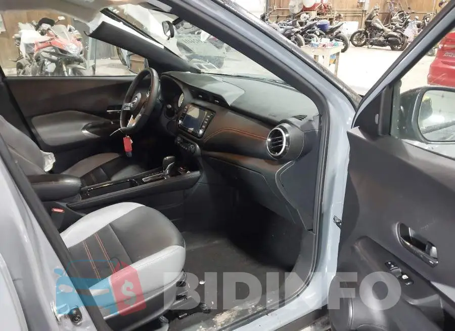 3N1CP5DV7RL560175 Photo# 5