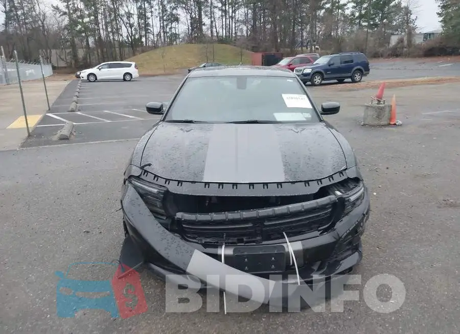 2C3CDXBG4PH673999 Photo# 12