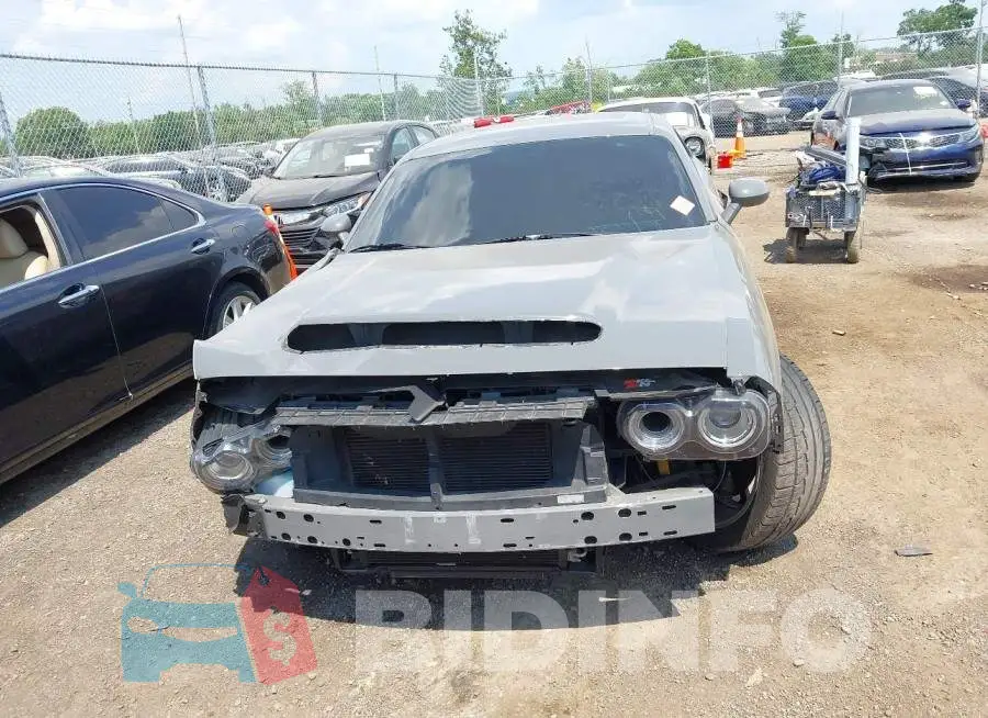 2C3CDZBT9KH677824 Photo# 13