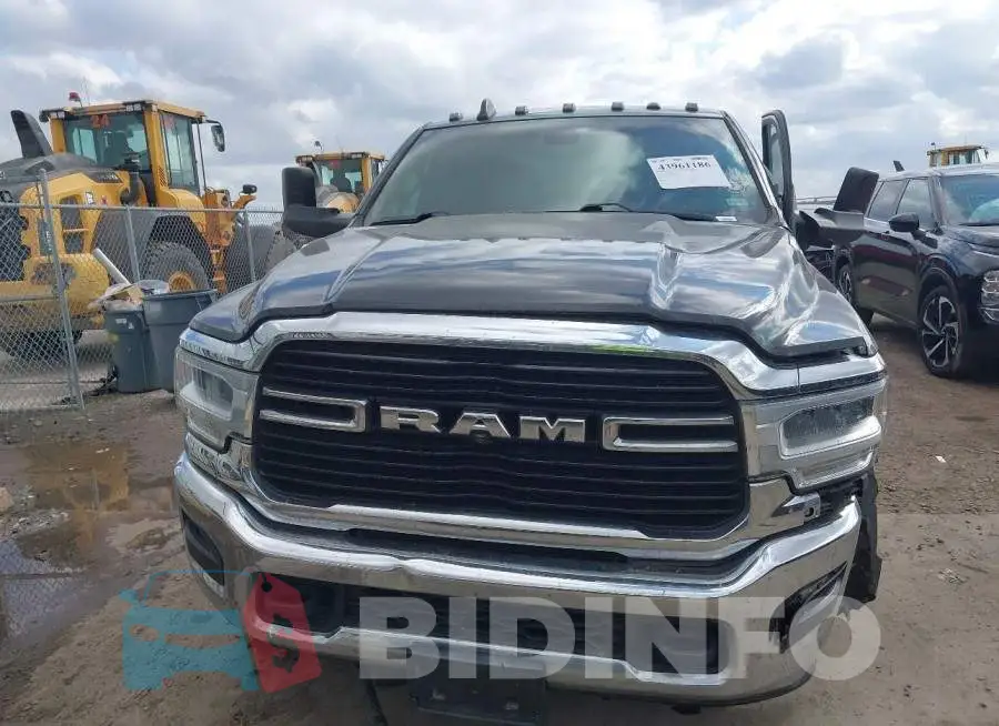 3C63R3HL9KG661017 Photo# 12