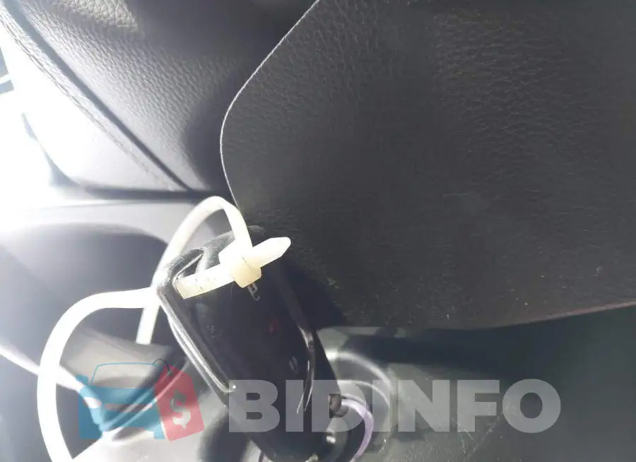 2T3F1RFV6MW179788 Photo# 11