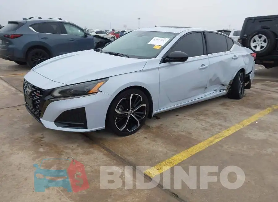 1N4BL4CV5PN300280 Photo# 2
