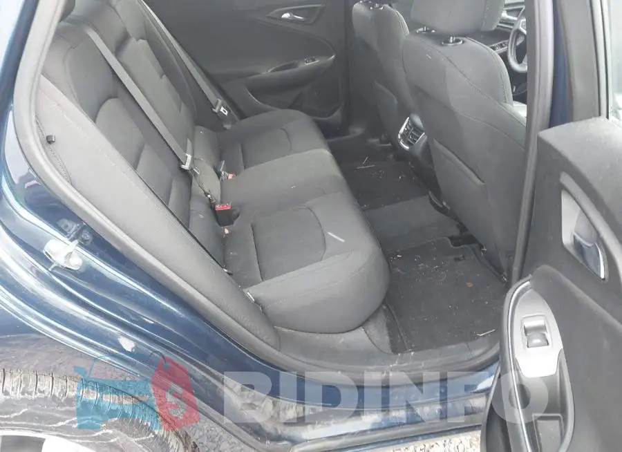 1G1ZD5ST5NF102617 Photo# 8