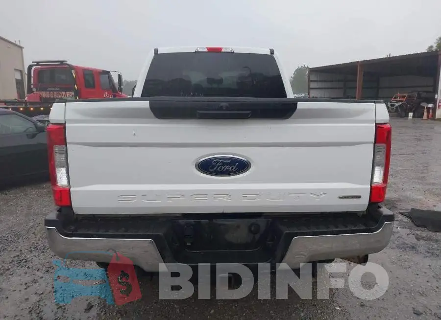 1FT7W2B67JEB38696 Photo# 17