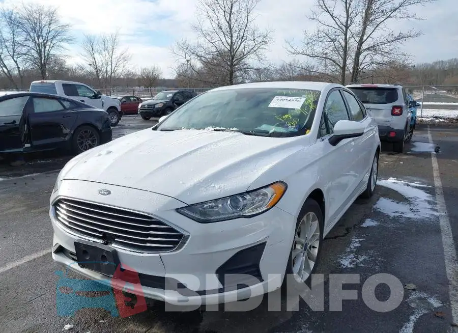 3FA6P0HDXKR145827 Photo# 2