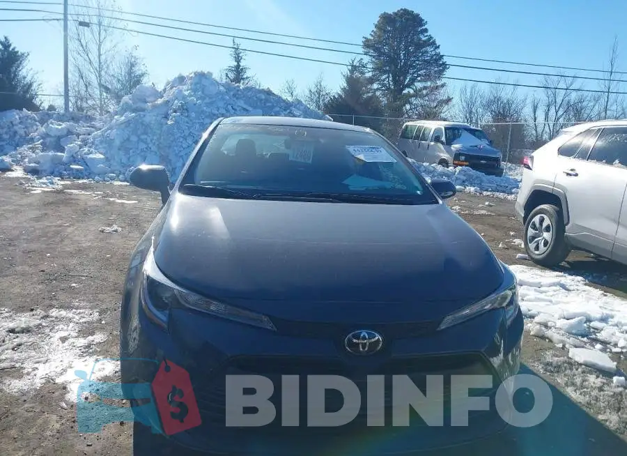 5YFB4MDE8RP211847 Photo# 13