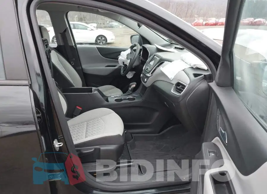 2GNAXSEV5N6152555 Photo# 5