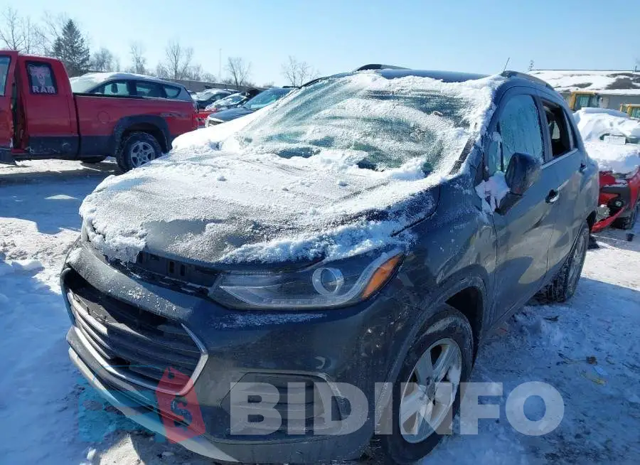 3GNCJLSB3HL274857 Photo# 2