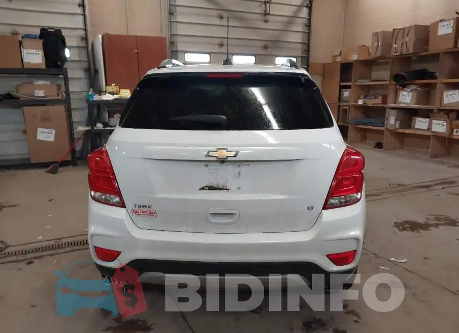KL7CJLSB1JB601933 Photo# 16