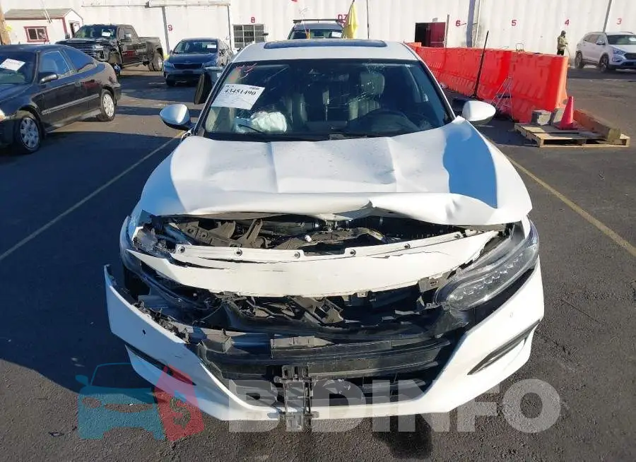1HGCV2F92JA024247 Photo# 12