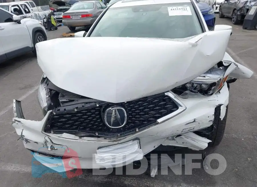 19UUB2F38LA006279 Photo# 6