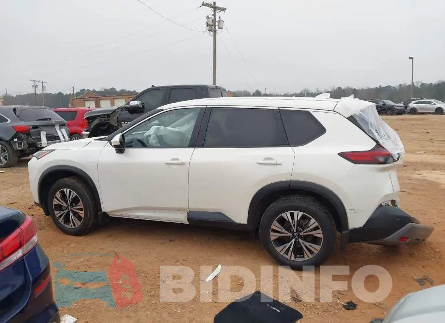 JN8BT3BB8PW359575 Photo# 15