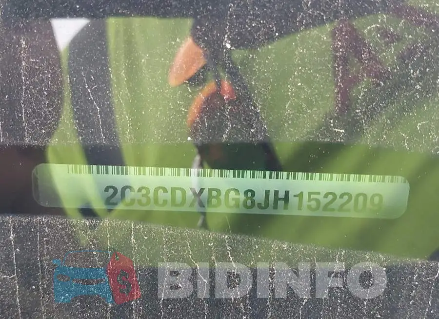 2C3CDXBG8JH152209 Photo# 9