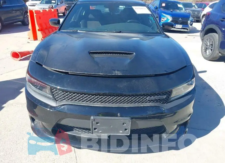 2C3CDXHG2PH588120 Photo# 12