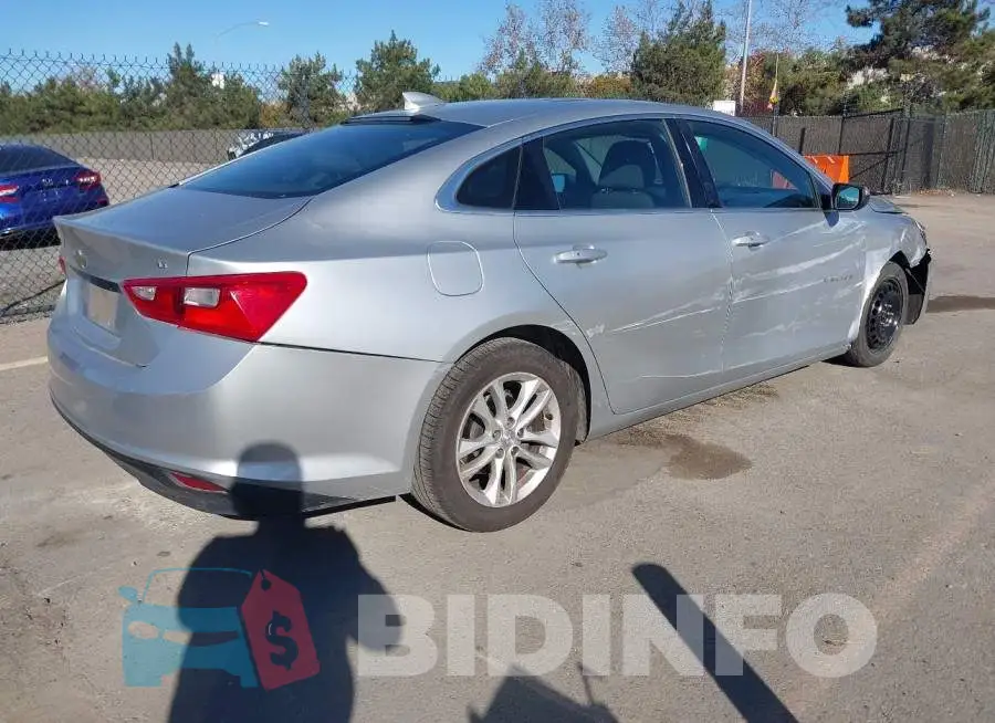 1G1ZD5ST8JF147321 Photo# 4