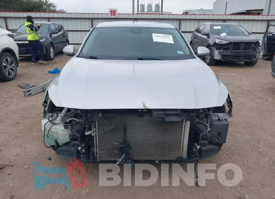 1N4BL4EV7KC201848 Photo# 13