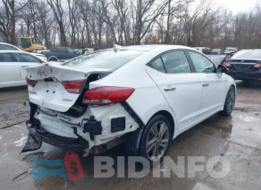 5NPD84LFXHH123823 Photo# 4