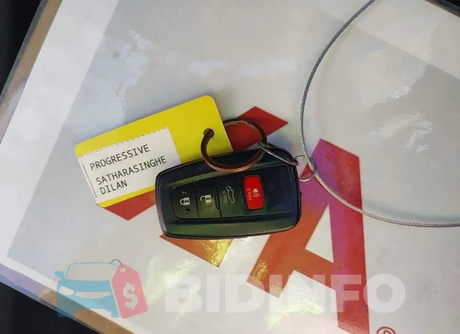 2T3C1RFV5KC011321 Photo# 11