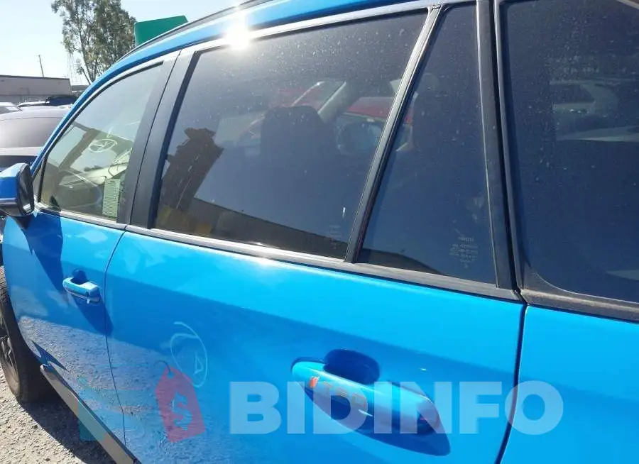 JTMW1RFV2KD026528 Photo# 15