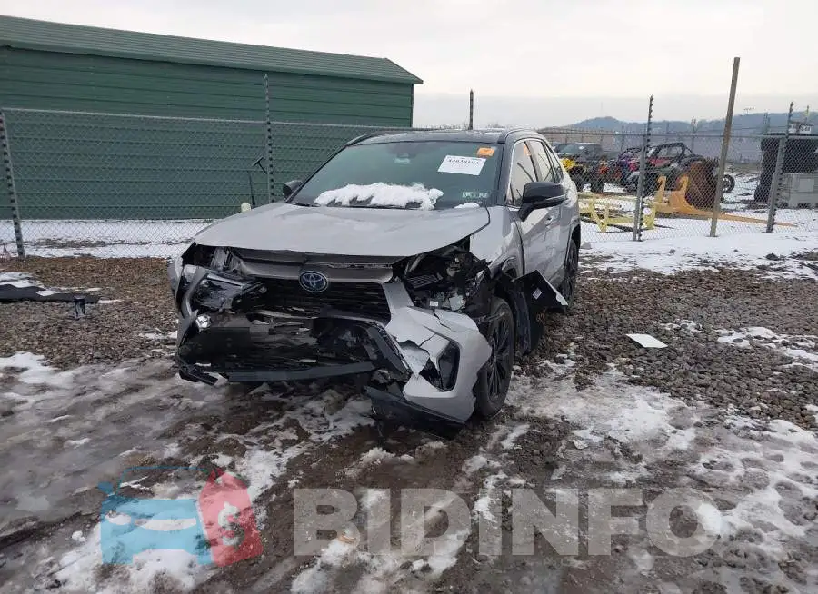 4T3E6RFV8RU173642 Photo# 2