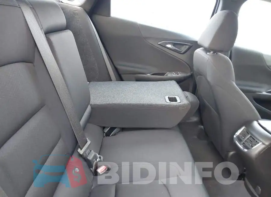 1G1ZD5ST4PF172970 Photo# 8