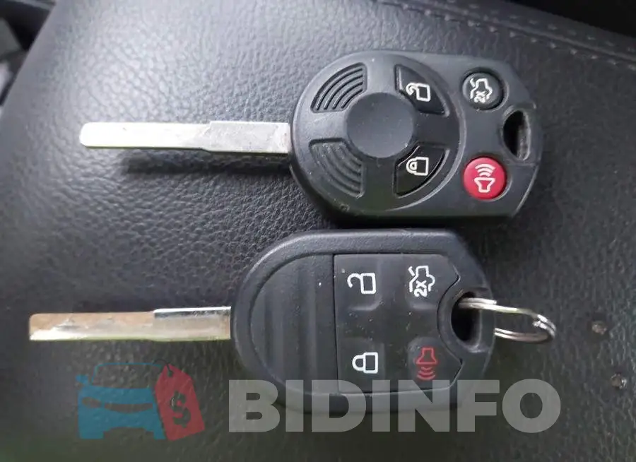 1FADP3F2XJL292088 Photo# 11