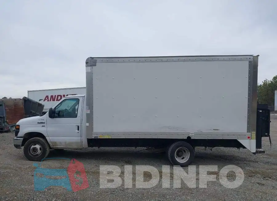1FDWE3FL7GDC42457 Photo# 14