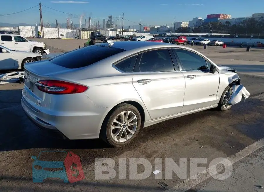 3FA6P0LU8KR200069 Photo# 4