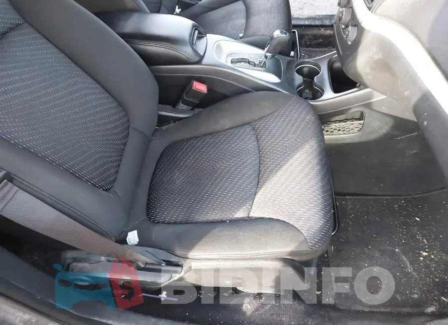 3C4PDCAB2KT868155 Photo# 5