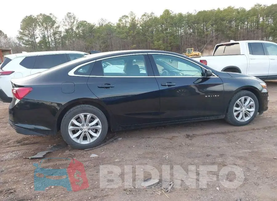 1G1ZD5ST2SF142763 Photo# 13