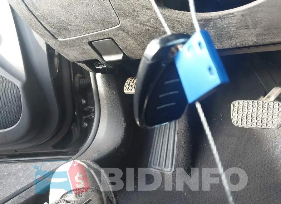 1G1ZD5ST3JF193221 Photo# 11