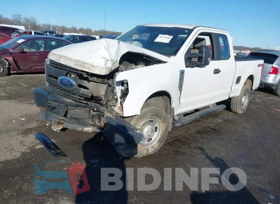 1FT7X2B68HEB80673 Photo# 2