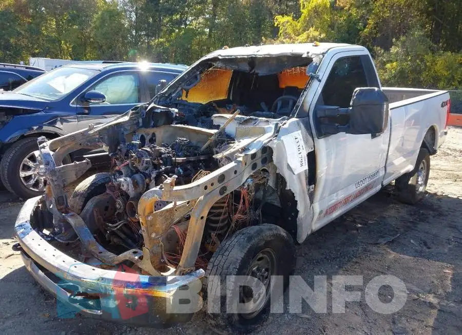 1FTBF2B60HEC35520 Photo# 2