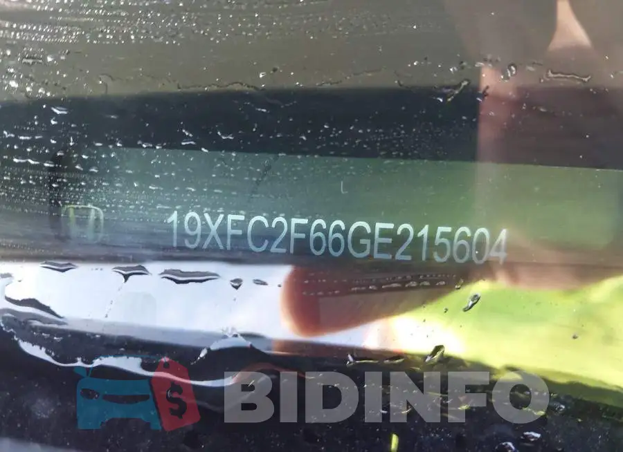 19XFC2F66GE215604 Photo# 9