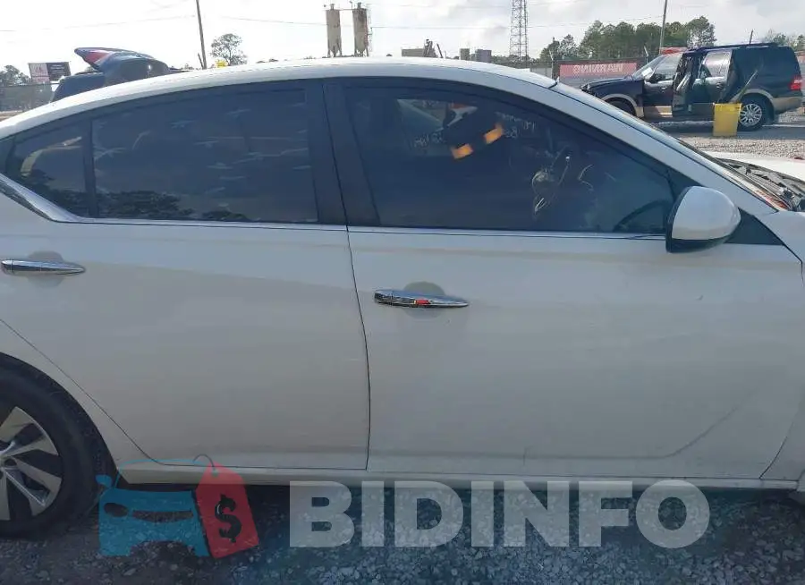 1N4BL4BV1MN408182 Photo# 13