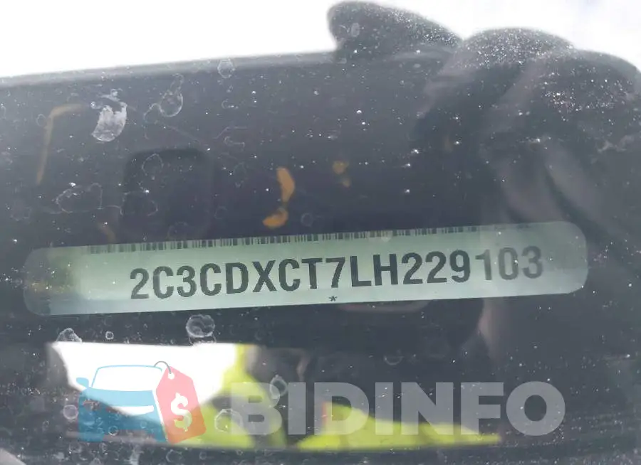 2C3CDXCT7LH229103 Photo# 9