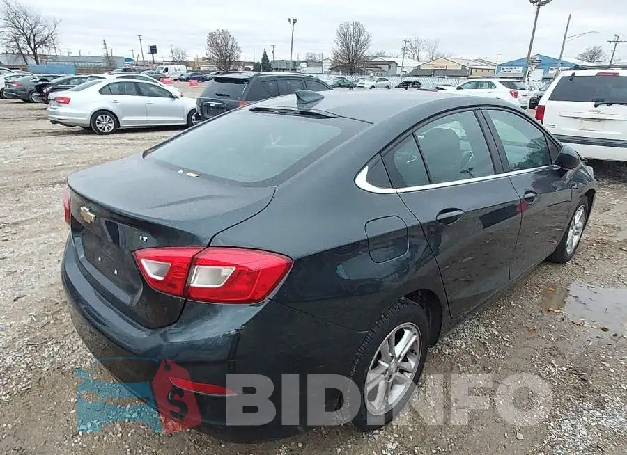 1G1BE5SM2J7229983 Photo# 4