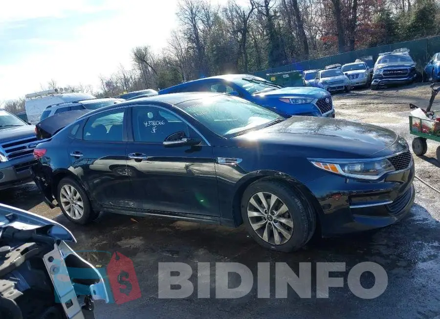 5XXGT4L33JG267913 Photo# 13