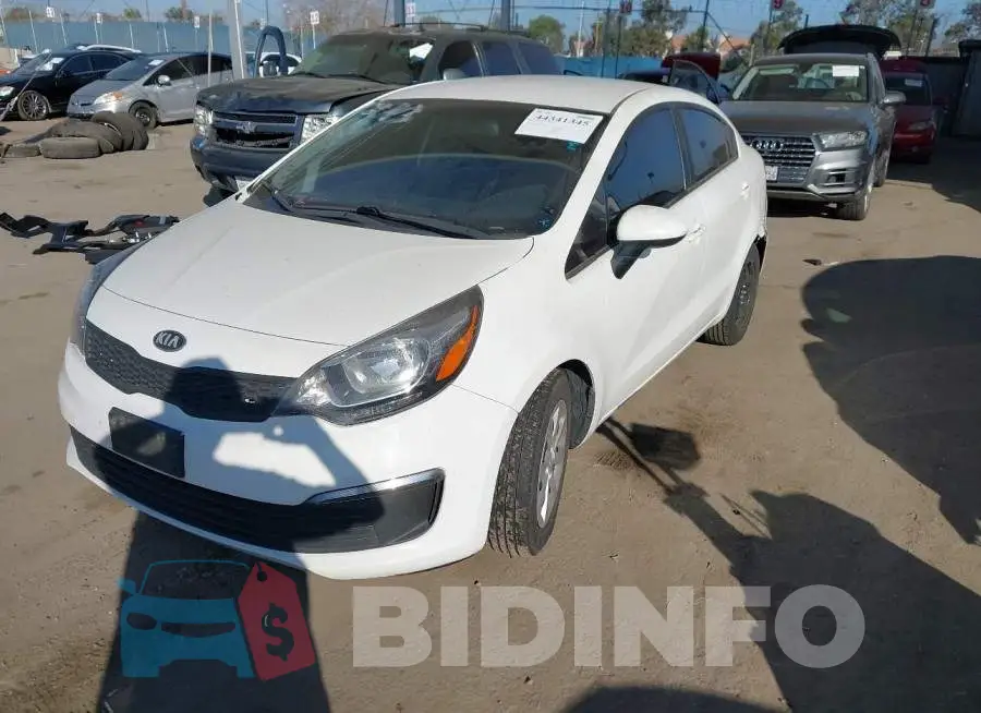 KNADM4A33G6559732 Photo# 2